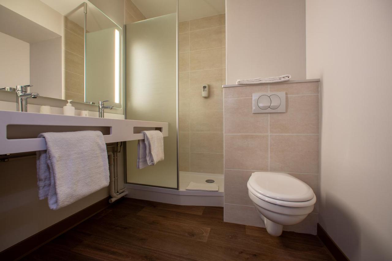 Hotel B&B HOTEL Les Herbiers Les Herbiers